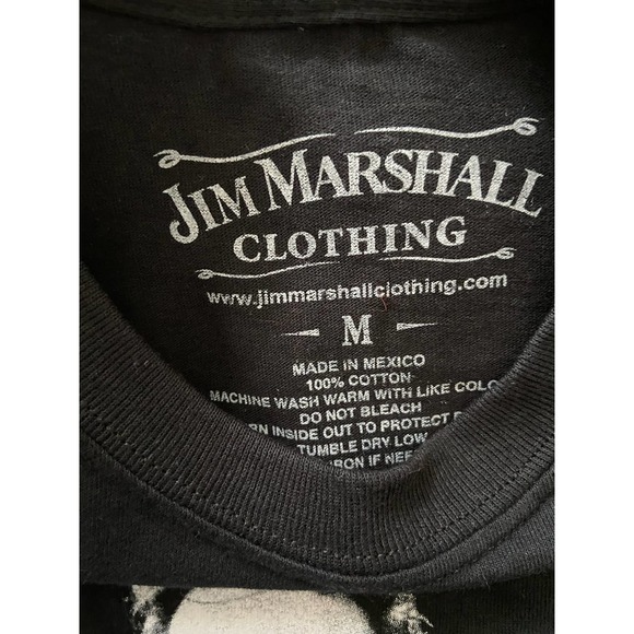 Johnny Cash Middle Finger Graphic Crewneck Tee Tshirt SZ M - Picture 2 of 3